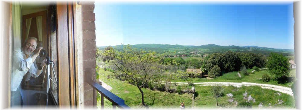 fantastico panorama dell'altavaldelsa visibile dall'agriturismoTorre Doganiera 